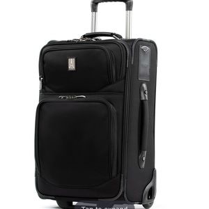 TravelPro FlightCrew5 22” Rollaboard